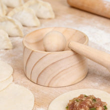 Load image into Gallery viewer, Dumpling Maker Non-Stick Wooden Manual Kitchen Gadgets Dumpling Mold Skin Maker Press tool, dumpling wrappers, kitchen gadgets